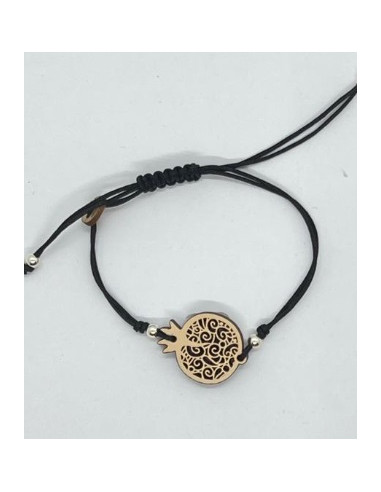 Wooden macramé design pendant...