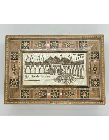 Traditional Taracea rectangular box -...