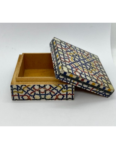 Caja cuadrada pequeña