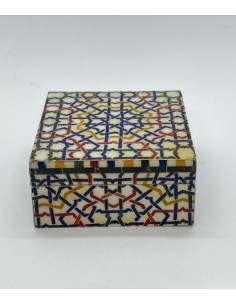 Caja cuadrada pequeña