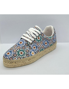 Deportivas hechas a mano modelo Rosetón Vintage