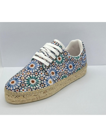 Deportivas hechas a mano modelo Rosetón Vintage