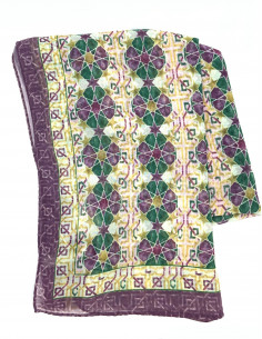 Pañuelo de poliéster con diseño de mosaicos de la Alhambra.