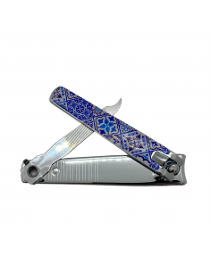 Cortaúñas con Mosaicos de la Alhambra abierto