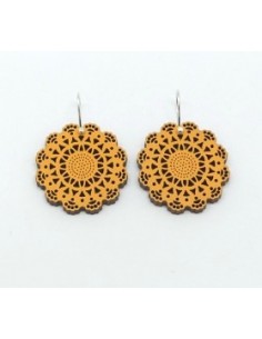 Wooden Portuguese macramé design hook closure earrings -...