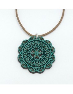 Wooden flower design pendant necklace - The Lusos Collection