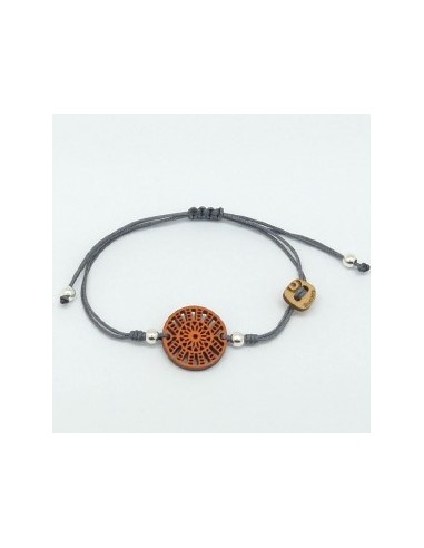 Wooden macramé design pendant...