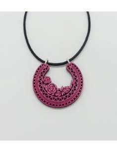 Wooden pendant necklace - The Camelia Collection