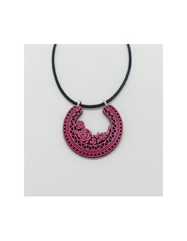 Wooden pendant necklace - The Camelia...