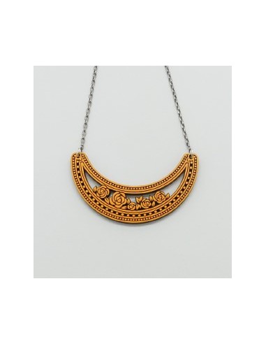 Wooden pendant necklace - The Camelia...