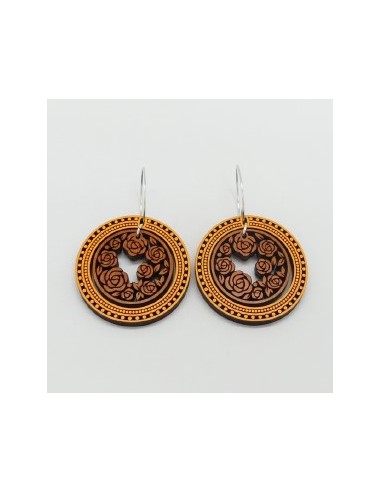 Wooden macramé design dangle hook...