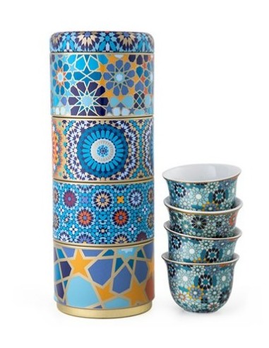 Metal tin with four 60ml coffee cups...