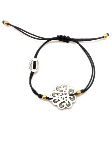 Wooden macramé design pendant...