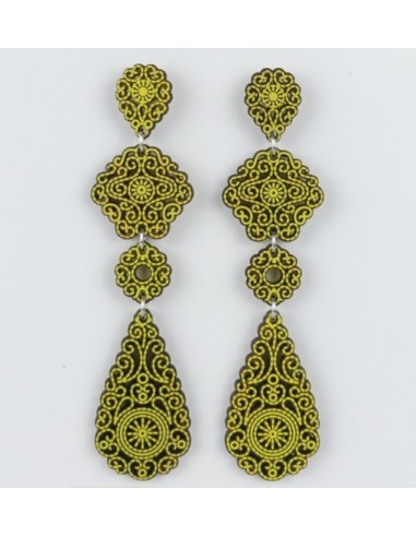 Wooden macramé design stud dangle...