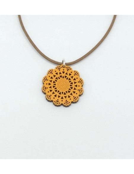 Wooden Portuguese design pendant necklace - The Traditional Collection