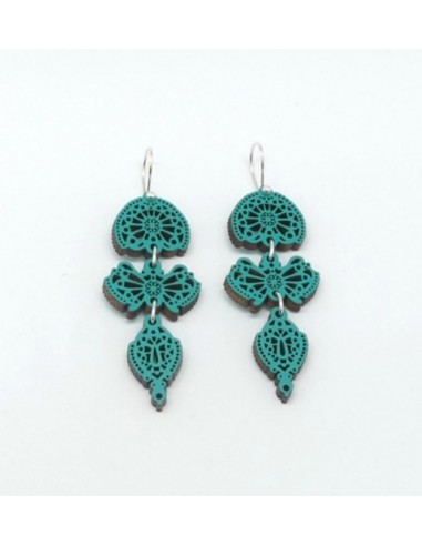 Wooden Santiago macramé design stud...