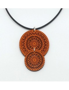 Colgante Madera con cordón de cuero - Guipur