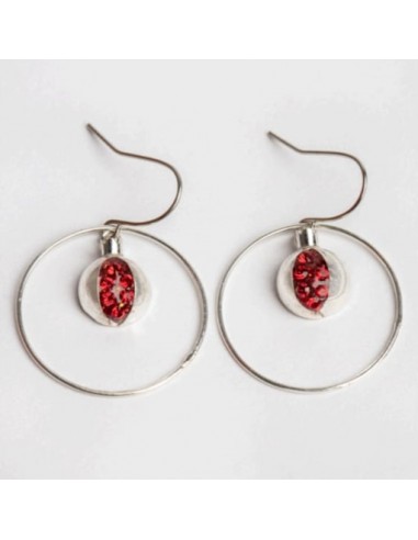 Round ring Granada design dangle...