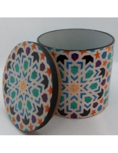 Large cylindrical Taracea design...