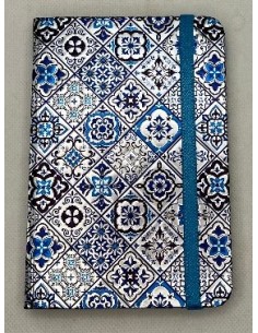 Libreta con relieve arabesco