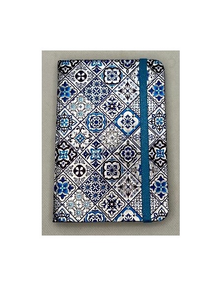 Libreta con relieve arabesco