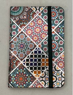 Libreta con relieve arabesco