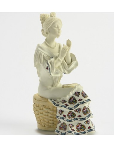 Flamenco dancer clapping figurine -...