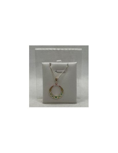 Silver pendant necklace