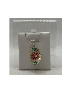 Silver pendant necklace