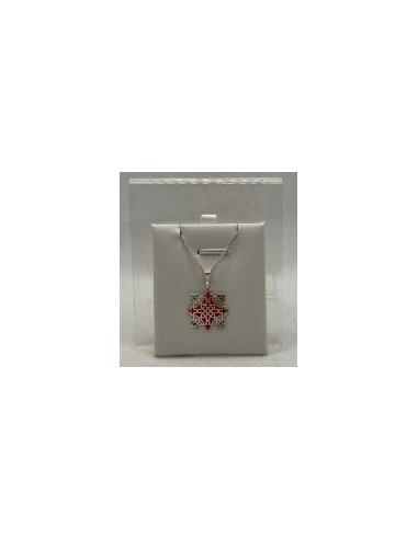 Silver pendant necklace