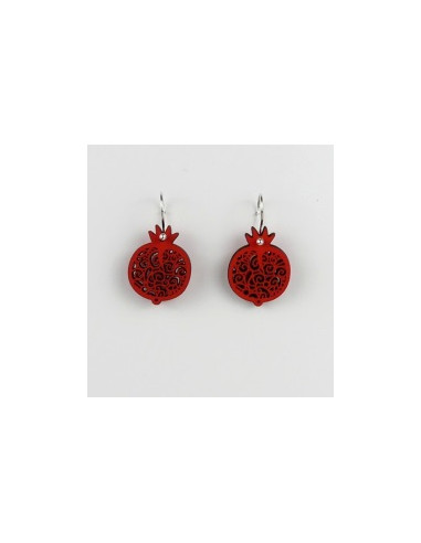 Wooden macramé design hook closure...